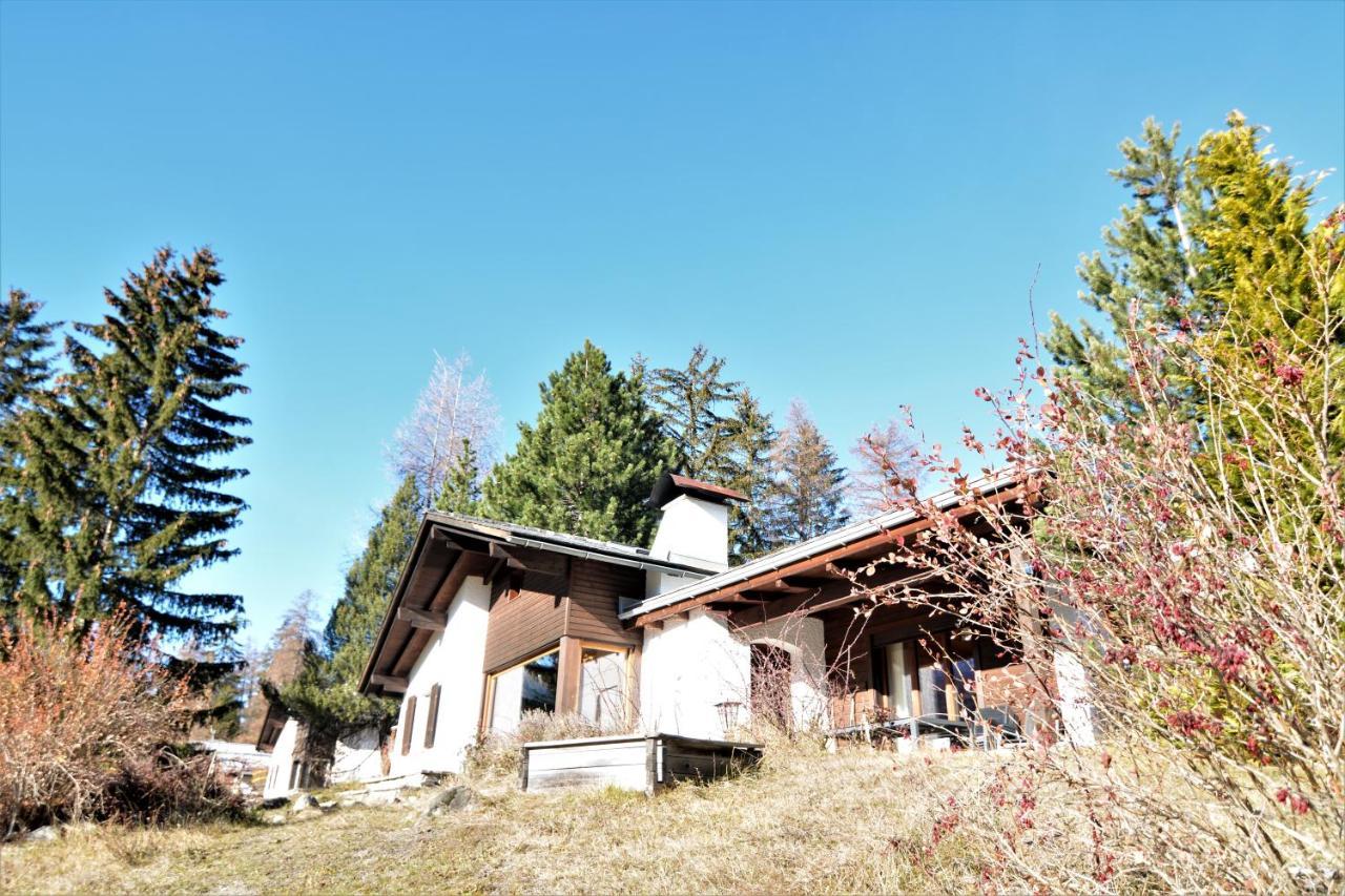 Haus Schwarz Villa Savognin Kültér fotó